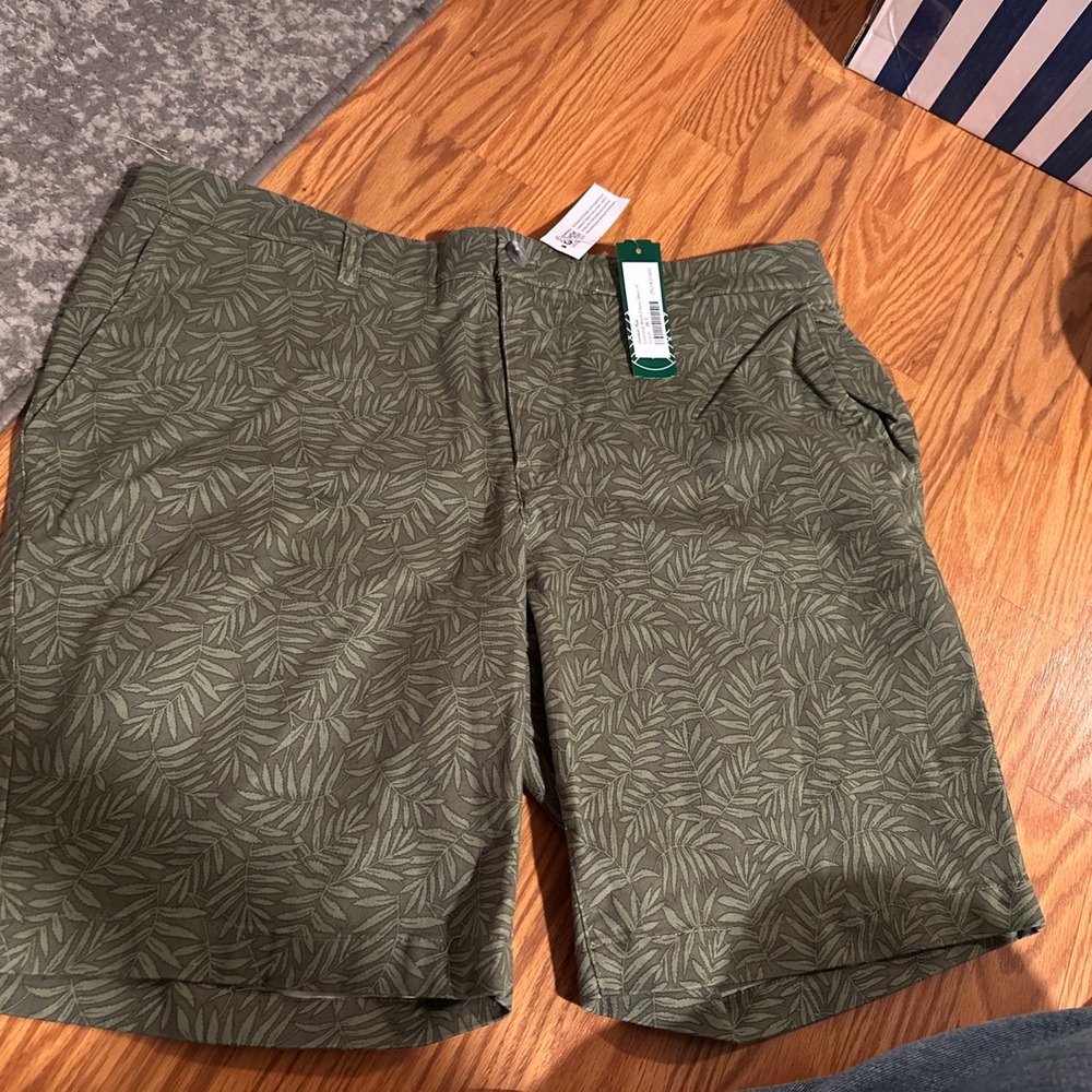 Hawker Rye Men green pattern Chino Shorts Size 38/9 foilage Vacation Resortwear